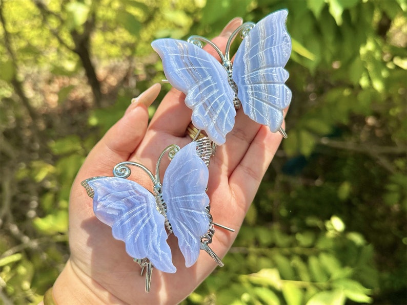 2.8" Natural Lacey Agate Hand Carved Butterfly,Crystal quartz,Butterfly Carving,Energy crystal,Reiki healing,Home Decor,Crystal gifts 1PC