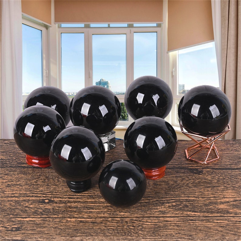 5CM+ Natural Obsidian Hand Carved Sphere,Crystal Quartz Ball,Home Decor,Reiki healing,Energy Crystal Ball,Crystal gift 1PC (Free Base）