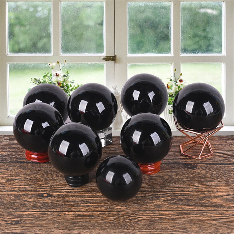 5CM+ Natural Obsidian Hand Carved Sphere,Crystal Quartz Ball,Home Decor,Reiki healing,Energy Crystal Ball,Crystal gift 1PC (Free Base）