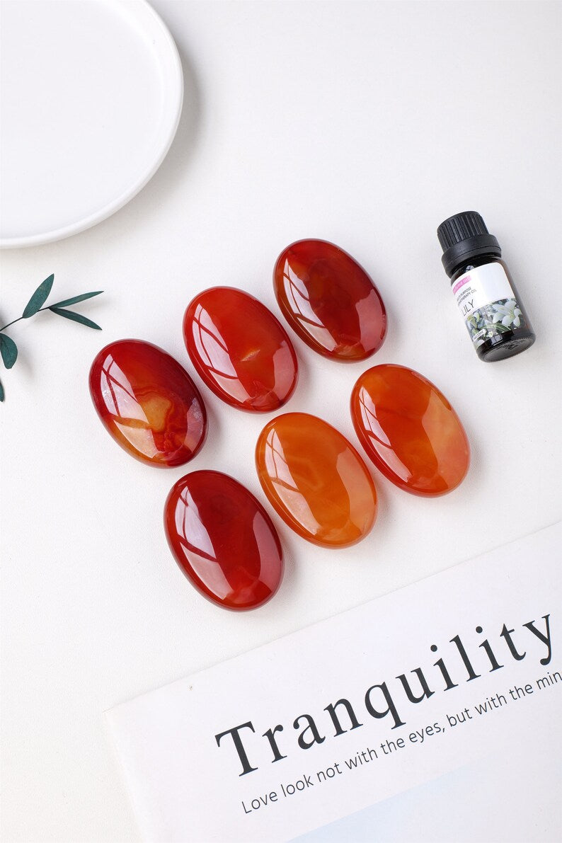 2.4" Natural Red Agate,Crystal Worry Stone,Healing Palm Stone,Hand Carved,Reiki Healing Crystal,Home Decor,Crystal Gifts 1PC