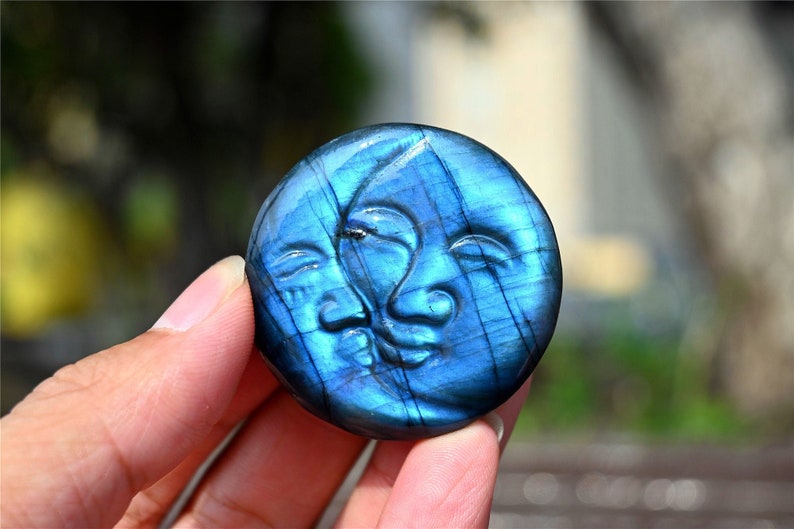 1.6'' Natural Hand carved Labradorite Sun and moon，Quartz crystal carved ，Crystal gift，Crystal ornament，Healing Sun and moon carved