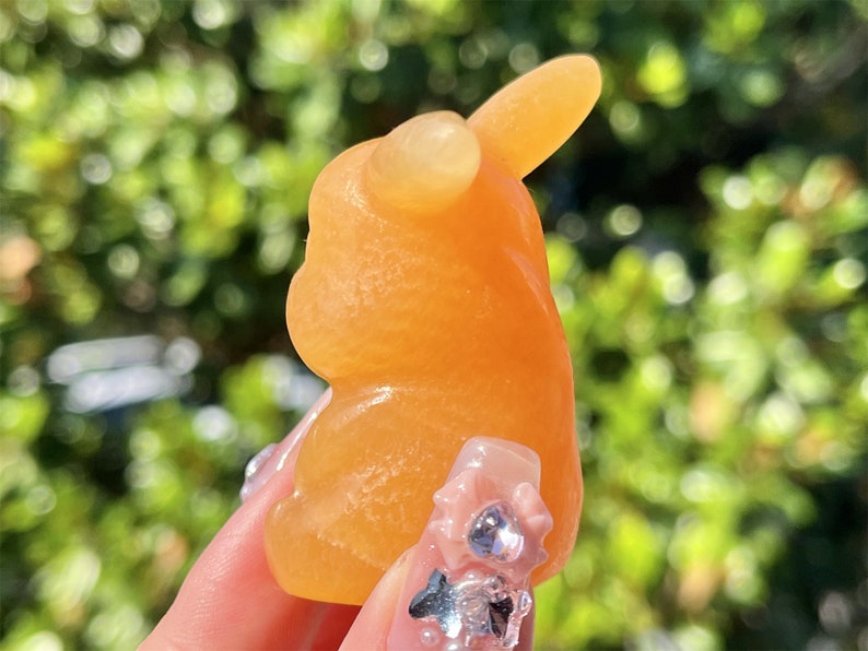 2.4" Natural Geode Stone Hand Carved Pikachu,Crystal quartz Elf,Pikachu Carving,Energy crystal,Reiki healing,Home Decor,Halloween gifts 1PC