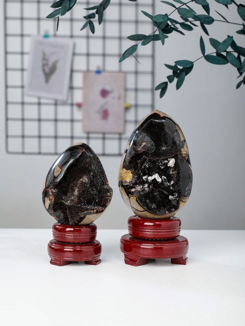 Natural Dragon septarian Hand Carved Egg,Septarian Dragon Egg,quartz crystal,Crystal egg,Home Decor,Crystal gifts 1pc+Free Base