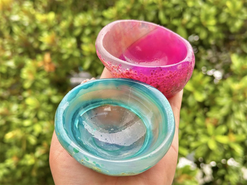 Rainbow Agate Hand Carved Bowl,Polishing Crystal bowl,Crystal Quartz Bowl,Home Decor,Bowl Carving,Energy Crystal,Reiki healing 1PC