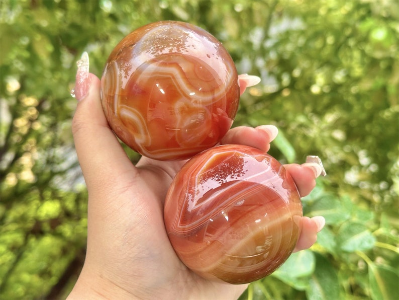 1PC 50mm+ Natural Red Agate Sphere,Quartz Crystal,Crystal Ball Carving,Reiki Healing Crystal,Home Decor,Energy Crystal,Crystal gifts 1PC
