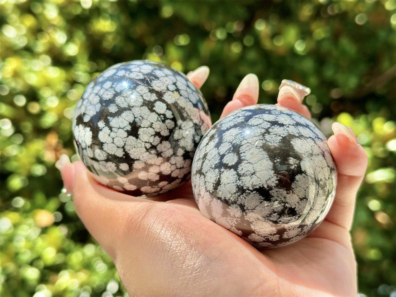 5CM+ Natural Snow Flake Obsidian Hand Carved Sphere,Quartz Crystal Ball,Home Decor,Crystal Healing Divination ball,Crystal Gift+Free Base1PC