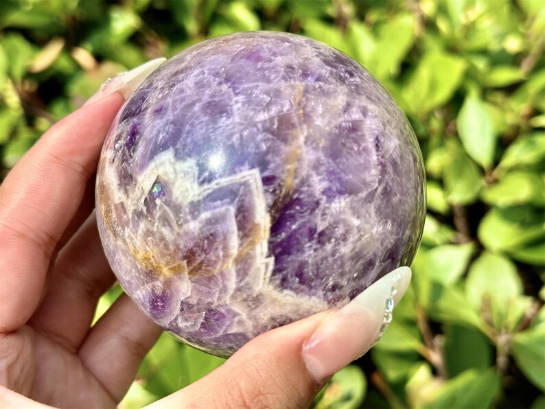 Natural Dream Purple Hand Carved Sphere,Quartz Crystal,Dream Purple Ball,Home Decor,Reiki Healing,Energy Crystal ball,Crystal Gift+Free Base