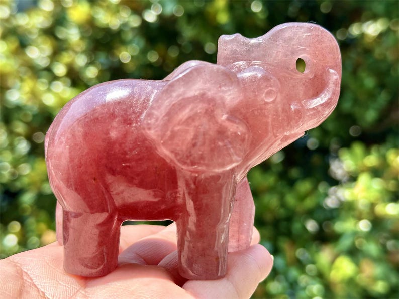 4" Natural Strawberry Qquartz Hand Carved Elephant,Crystal quartz Elephant Carving,Energy crystal,Reiki healing,Home Decor,Crystal gift 1PC