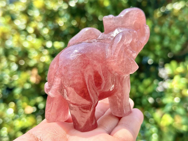 4" Natural Strawberry Qquartz Hand Carved Elephant,Crystal quartz Elephant Carving,Energy crystal,Reiki healing,Home Decor,Crystal gift 1PC