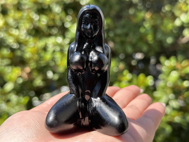 3.2" Natural Obsidian Hand Carved Female Model,Crystal Quartz Kneeling female model Carving,Reiki Healing Crystal,Home Decor,Crystal Gift1PC