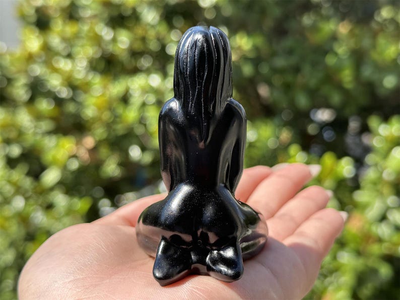3.2" Natural Obsidian Hand Carved Female Model,Crystal Quartz Kneeling female model Carving,Reiki Healing Crystal,Home Decor,Crystal Gift1PC