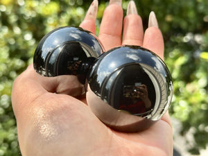 5CM+ Natural Obsidian Hand Carved Sphere,Crystal Quartz Ball,Home Decor,Reiki healing,Energy Crystal Ball,Crystal gift 1PC (Free Base）
