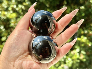 5CM+ Natural Obsidian Hand Carved Sphere,Crystal Quartz Ball,Home Decor,Reiki healing,Energy Crystal Ball,Crystal gift 1PC (Free Base）