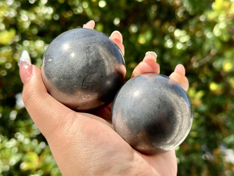 50mm+ Natural Schungite Stone Sphere,Quartz Crystal,Crystal Ball Carving,Reiki Healing Crystal,Home Decor,Energy Crystal,Crystal gifts 1PC