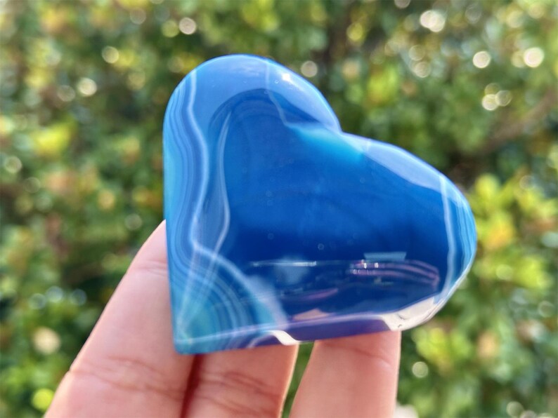 2.2" Blue Agate Hand Carved Heart,Crystal Quartz love,Healing Palm Stone,Reiki Healing Crystal,Home Decor,Crystal Gifts 1PC
