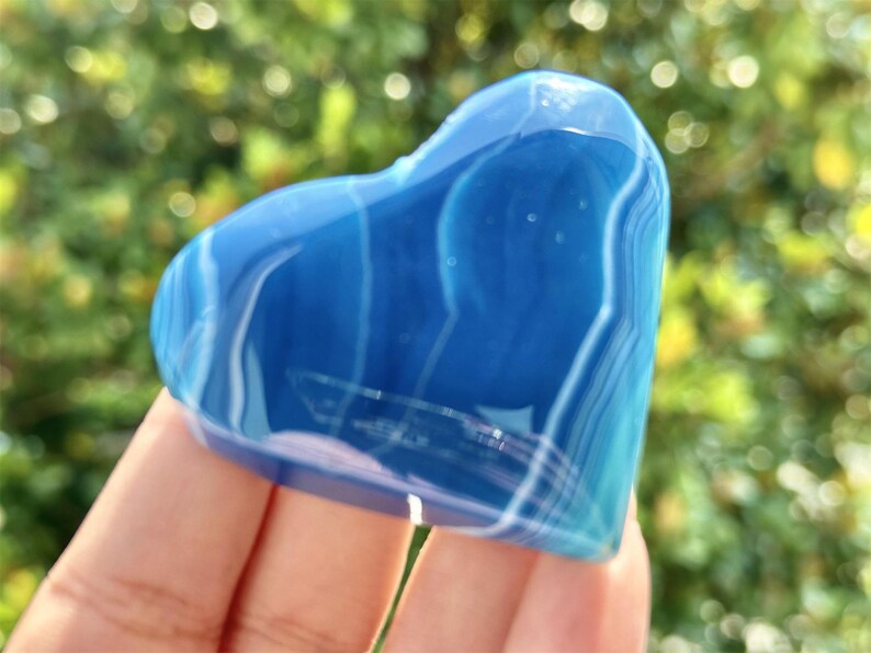 2.2" Blue Agate Hand Carved Heart,Crystal Quartz love,Healing Palm Stone,Reiki Healing Crystal,Home Decor,Crystal Gifts 1PC