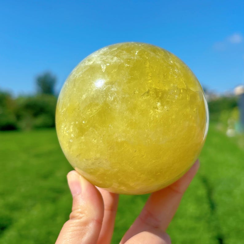 Natural Citrine Sphere,Quartz Crystal Ball,Golden Citrine ball,Mineral Specimen,Reiki Healing,Crystal Gifts,Divination Ball,Prophecy Ball