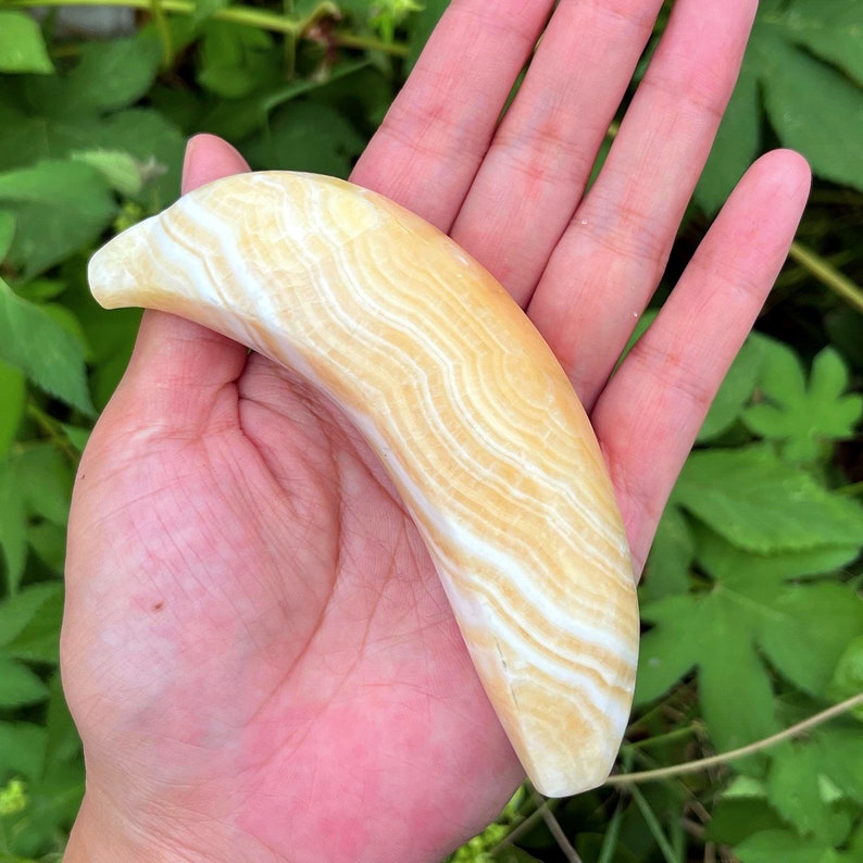 4.5‘’ Natural Yellow Calcite Banana, Quartz Crystal Banana, Crystal Fruits, Crystal Energy, Home Decoration, Reiki Healing, Crystal Gifts