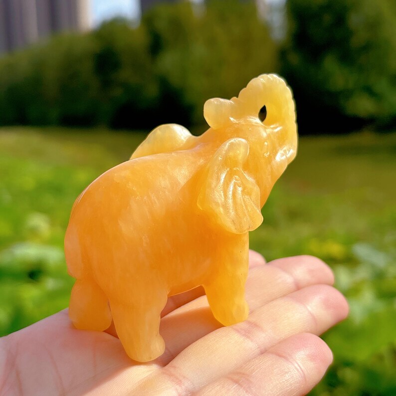 1PC Natural Yellow Calcite Elephant,Quartz Crystal Elephant,Mineral Specimen,Energy Crystal,Home Decoration,Crystal Sculpture,Crystal Gifts