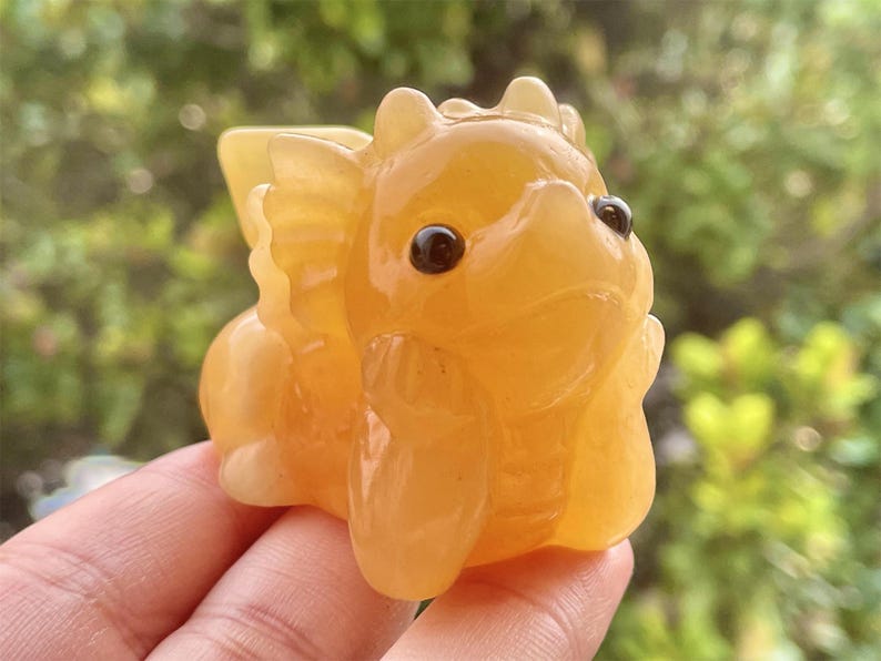 2.2" Natural Crystal quartz Hand Carved Dragon,Rose Quartz Dragon Carving,Energy crystal,Reiki healing,Home Decor, Halloween gift 1PC