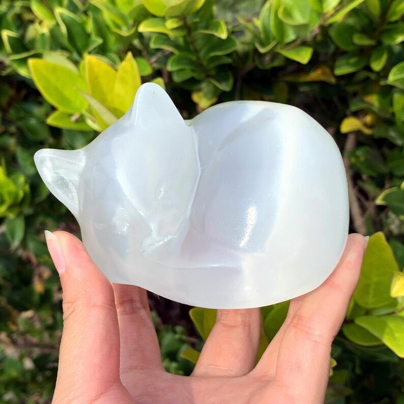 3.9" Selenite Sleep Cat, Quartz Crystal Cat, Crystal Animal,Cute Cat，Home Decor, Mineral Specimen, Crystal Gifts, Crystal Chakra 1pc