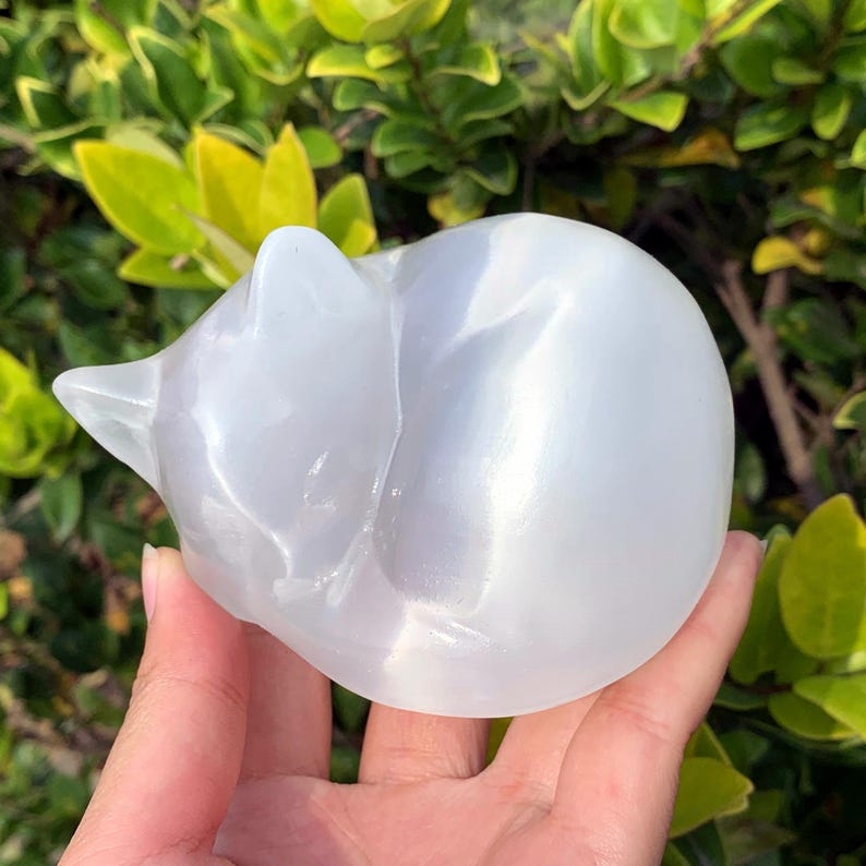 3.9" Selenite Sleep Cat, Quartz Crystal Cat, Crystal Animal,Cute Cat，Home Decor, Mineral Specimen, Crystal Gifts, Crystal Chakra 1pc