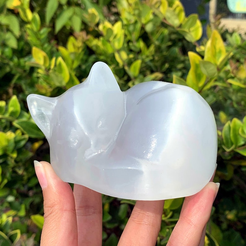 3.9" Selenite Sleep Cat, Quartz Crystal Cat, Crystal Animal,Cute Cat，Home Decor, Mineral Specimen, Crystal Gifts, Crystal Chakra 1pc