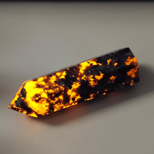2.8inches+ Natural Yooperlite Obelisk，Crystal Tower，Flame's stone Point，Energy Crystal Wand，Home Decor，Healing Point，Crystal Gifts