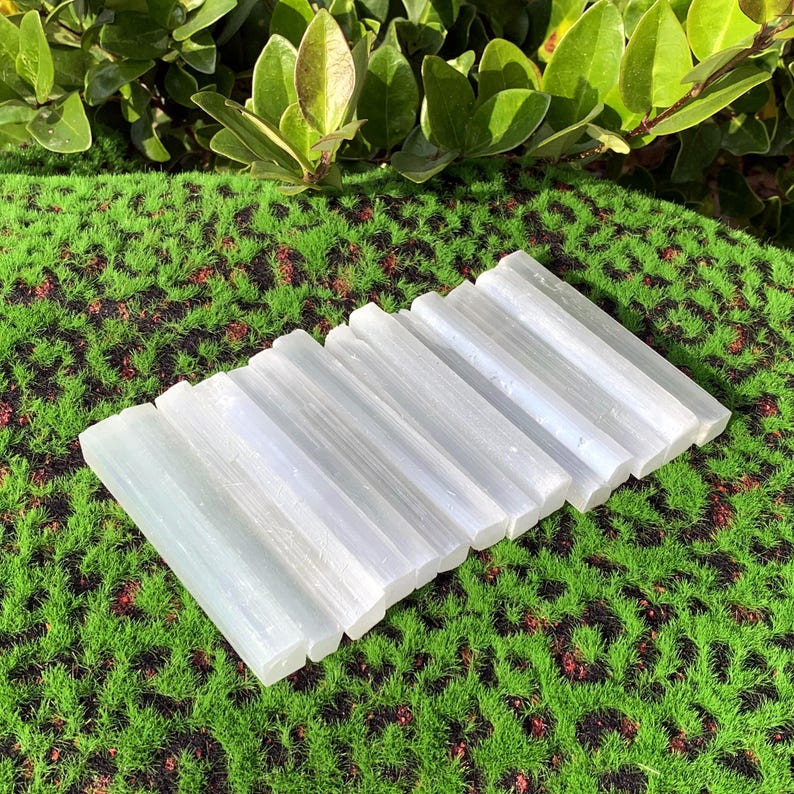 10cm Selenite Stick, Natural Selenite Charging Stick, Energy Cleansing Crystal, Healing Wand, White Selenite, Purifying Energy Charger.