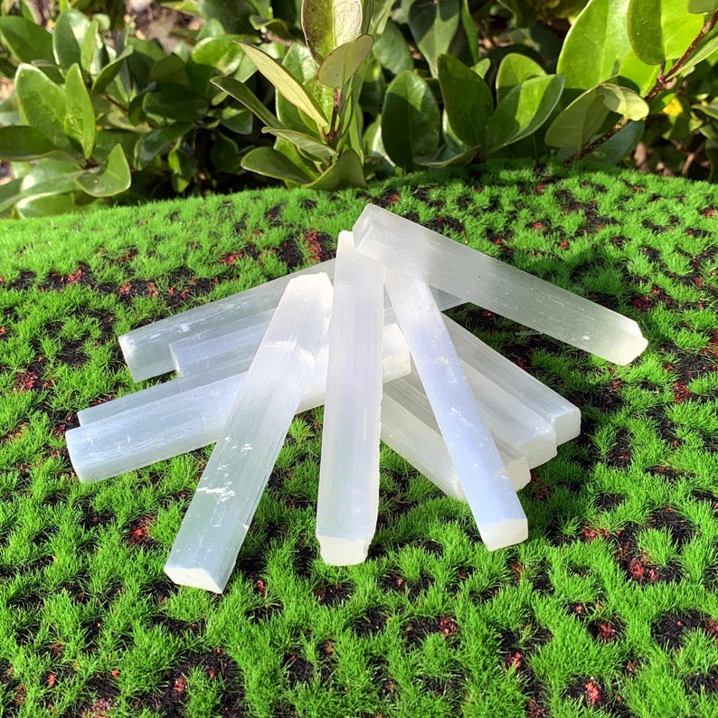 10cm Selenite Stick, Natural Selenite Charging Stick, Energy Cleansing Crystal, Healing Wand, White Selenite, Purifying Energy Charger.