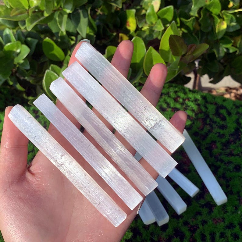 10cm Selenite Stick, Natural Selenite Charging Stick, Energy Cleansing Crystal, Healing Wand, White Selenite, Purifying Energy Charger.