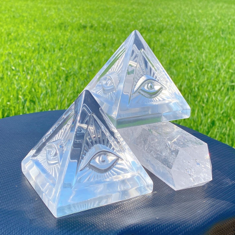 1PC Clear Smelting Pyramid,Quartz Crystal Pyramid,Crystal Energy,Rock,Reiki Healing,Home Decoration,Crystal Gift,Mineral Specimen 900g+