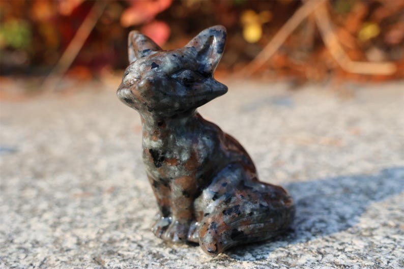 2.4" Natural yooperlite Fox,Quartz Crystal Carved ,Crystal Heal Reiki,Home decoration,Crystal Sculpture,Mineral,Crystal Gifts