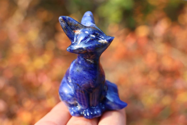 2.4" Natural sodalite Fox,Quartz Crystal Carved ,Crystal Heal Reiki,Home decoration,Crystal Sculpture,Mineral,Crystal Gifts