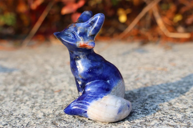 2.4" Natural sodalite Fox,Quartz Crystal Carved ,Crystal Heal Reiki,Home decoration,Crystal Sculpture,Mineral,Crystal Gifts