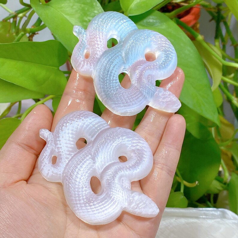 Natural Selenite Snake,Carved Crystal Snake,Crystal Carving,Crystal Energy,Mineral Specimen,Home Decoration,Reiki Heal,Crystal Gift