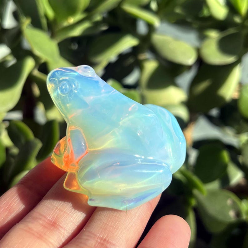 2'' Opalite Frog,Quartz Crystal Frog Sculpture, Crystal Animal, Home Decoration, Mineral Specimens Crystal Chakra, Reiki Heal, Crystal Gifts
