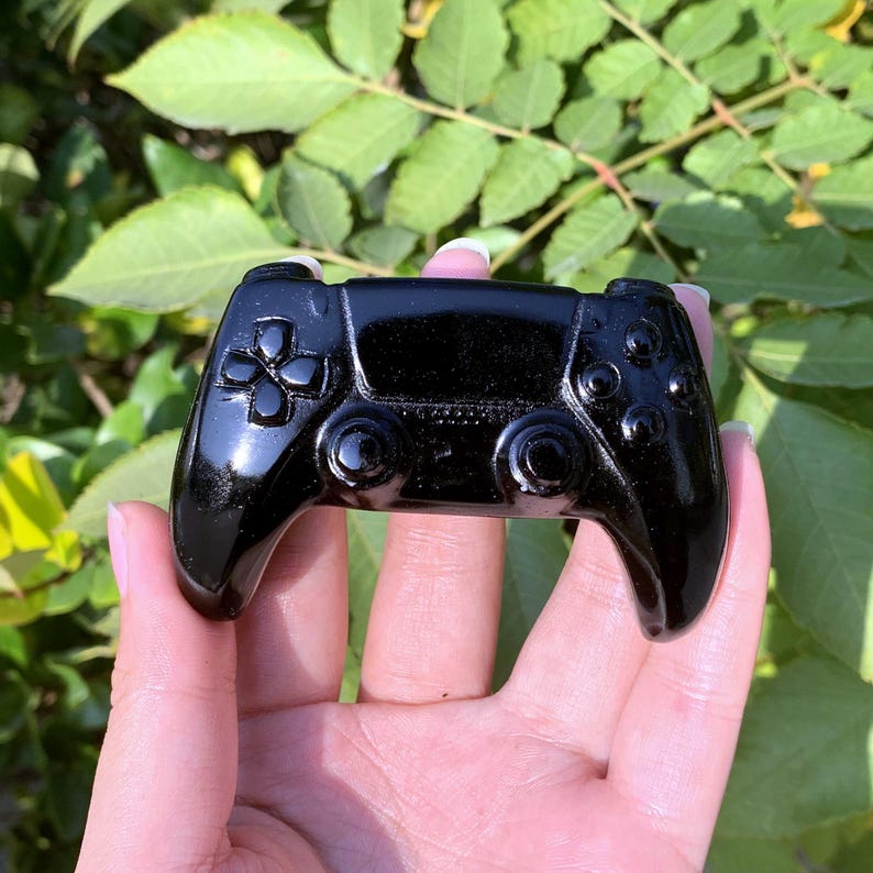 3“ Natural Obsidian Gamepad,Quartz Gamepad,Crystal Gamepad,Gamepad Sculpture,Home Decor,Mineral Specimen,Crystal Chakra,Crystal Gifts 1pc