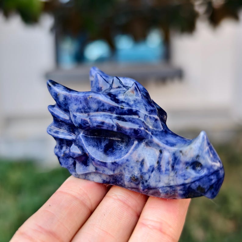 2.8" Natural Sodalite Dragon，Quartz Crystal Dragon Head Carving,Sodalite Dragon，Home Decor，Reiki Healing Figurine，Crystal gifts 1PC