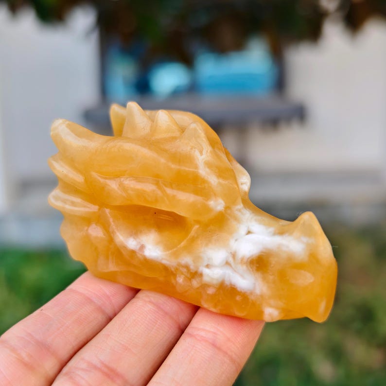 2.8" Natural Geode Stone Carved Dragon，Geode Stone Dragon Head Carving,Geode Stone Dragon，Home Decor，Reiki Healing Figurine，Crystal gifts