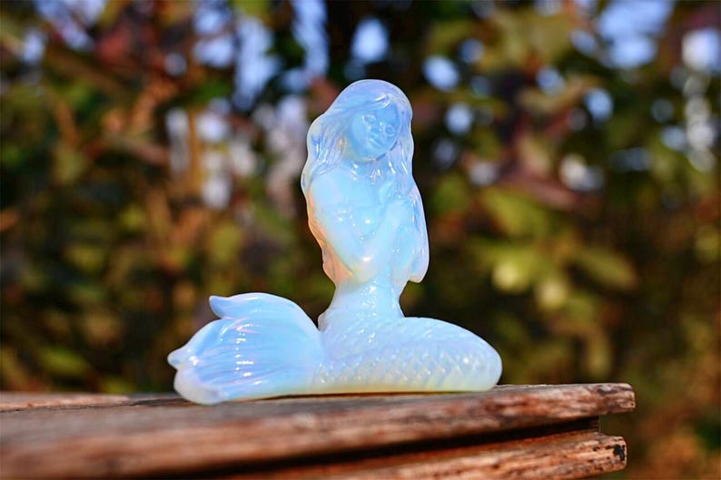 2.6'' carved Opalite Mermaid decor，Crystal Mermaid ，Home decor，Carved mermaid，Crystal gift，Crystal healing