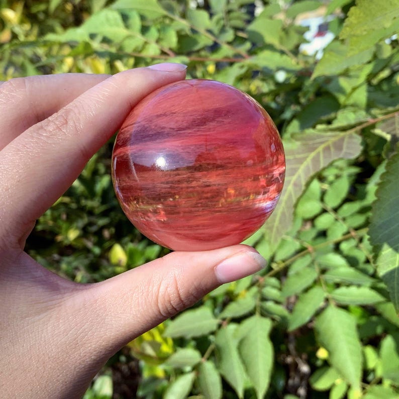 5-6cm Red Smelting Stone Ball,Quartz Ball,Gem Sphere,Crystal Sphere,Crystal Ball,Divination Ball,Home Decor,Crystal chakra,Crystal Gifts 1pc