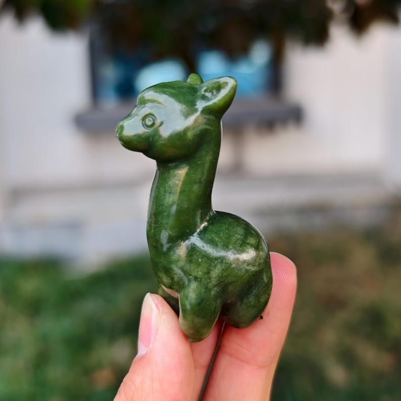 2.8" Natural jade Carved Alpaca，Crystal Alpaca Carving,jade Alpaca，Home Decor，Alpaca carving,Reiki Healing Figurine，Christmas gifts 1PC