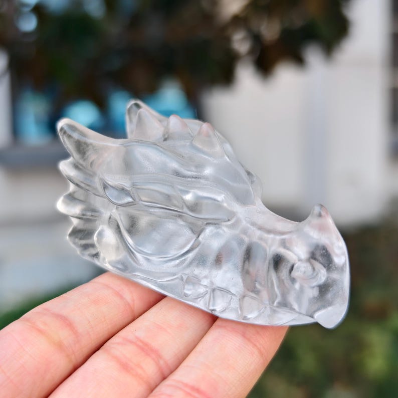 2.8" Melting Stone Carved Dragon，Clear Crystal Dragon Head Carving,Melting Stone Dragon，Home Decor，Reiki Healing Figurine，Crystal gifts 1PC