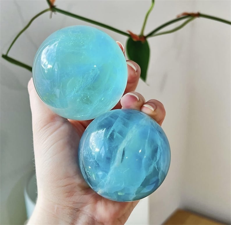 1PC Natural Blue Fluorite Sphere,High Quality Quartz Crystal Ball Carving,Reiki Healing,Home Decor,Energy Crystal,Crystal gifts+Free Base