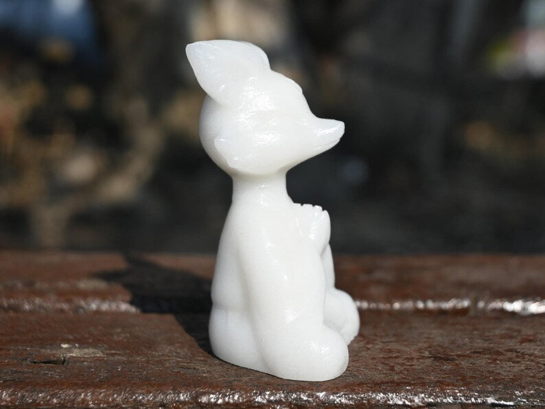2.2'' Natural White jade Fox，Crystal fox, Quartz crystal，Animal skull，crystal carved，crystal skull，Halloween gift，healing stone 1PC