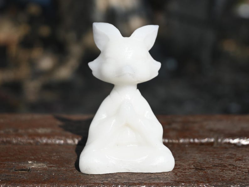 2.2'' Natural White jade Fox，Crystal fox, Quartz crystal，Animal skull，crystal carved，crystal skull，Halloween gift，healing stone 1PC