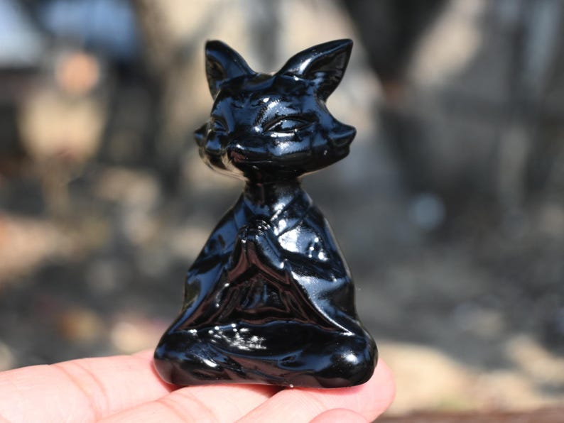 2.2'' Natural Obsidian Fox，Crystal fox, Quartz crystal，Animal skull，crystal carved，crystal skull，Halloween gift，healing stone 1PC