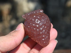 1.9'' Natural Hand carved strawberry quartz strawberry，Strawberry carving，Strawberry decor，Home decor，Fun carving，Crystal gift healing 1PC