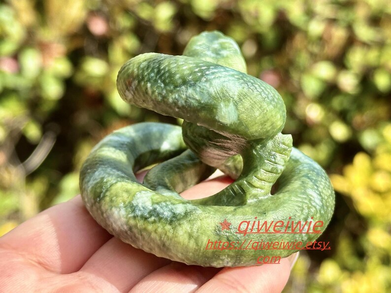 2.8" Natural Olive Green jade Hand Carved Snake,Crystal quartz Skull,Snake Carving,Energy crystal,Reiki healing,Home Decor,Crystal gifts 1PC